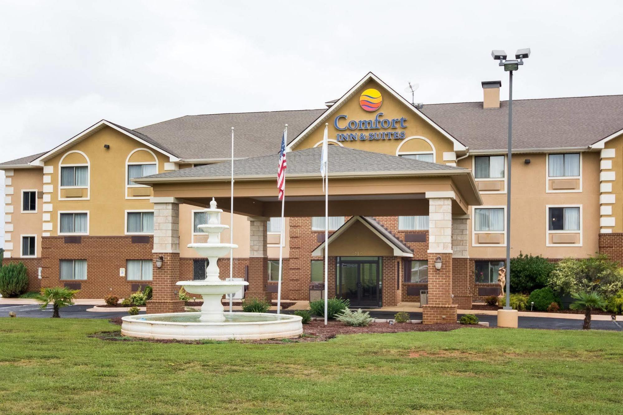 Comfort Inn & Suites South Hill I-85 Dış mekan fotoğraf